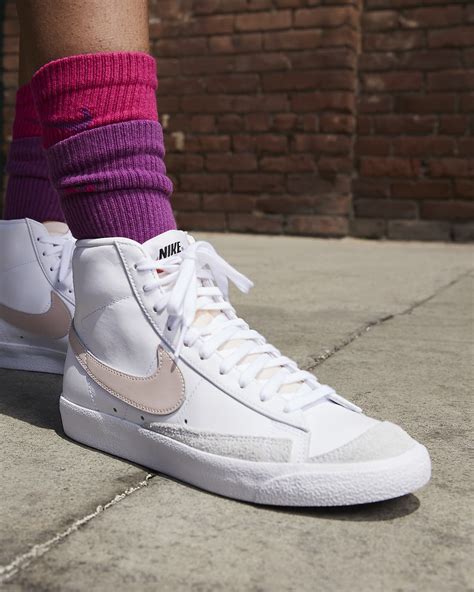 Nike Blazer Mid '77 Vintage Sneaker (Women) 